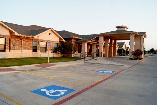Residents receiving quality healthcare at Park Manor nursing home in Conroe, TX